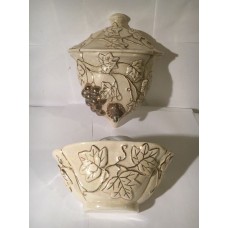 Vintage Rare 2 Piece Leaf Grapes Wall Pocket Vase 1965 Iridescent Cream Gold   173435911916